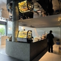 At Cascade Hotel Bangkok, the waiter will take your luggage and deliver it to yo