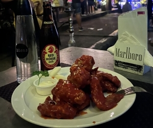 Cubana Pizza Party Bar, Mango Street, Cebu, Bar with a good atmosphere and local