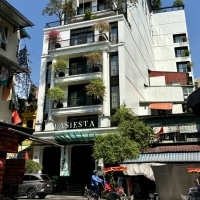 Hanoi La Ysta Hang Bi Premium Hotel, near Hoan Kiem Lake, convenient for travel