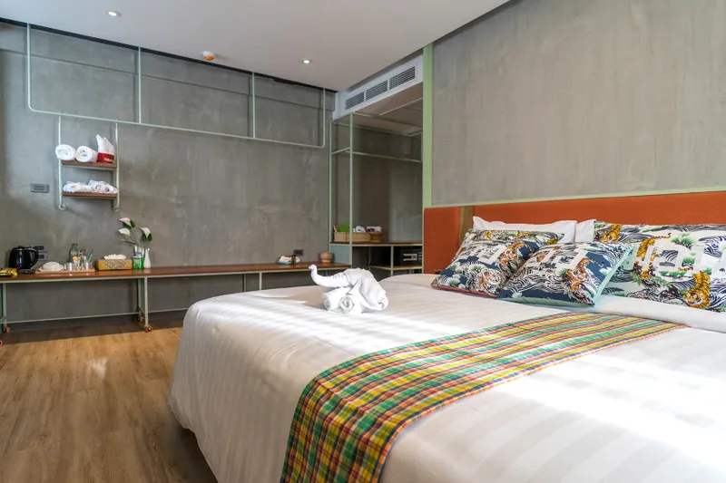 Bangkok-Samsen Street and CHAT Architects Hotel in Bangkok, a Forest Garden in the City