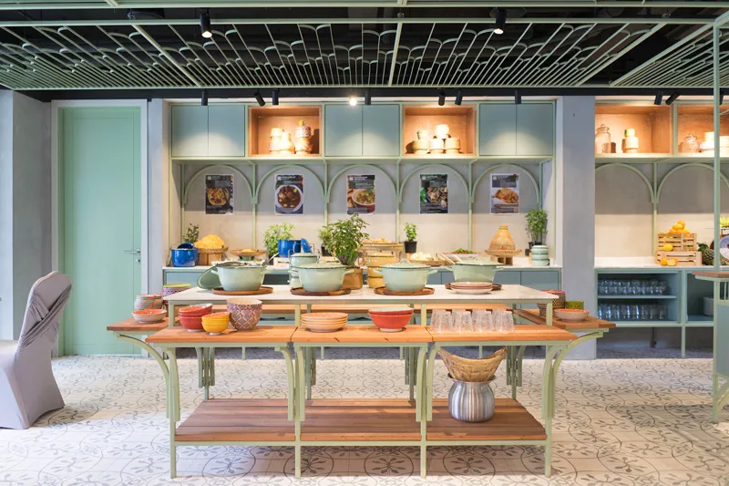 Bangkok-Samsen Street and CHAT Architects Hotel in Bangkok, a Forest Garden in the City