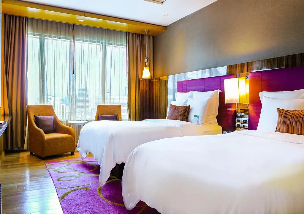 Bangkok-Featured introduction to 65 selected hotels in Bangkok, Thailand, with large high-definition pictures