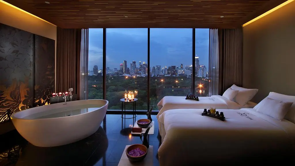 Bangkok-Featured introduction to 65 selected hotels in Bangkok, Thailand, with large high-definition pictures