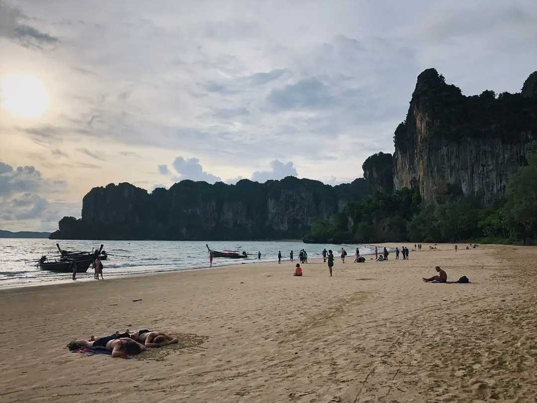 Krabi-Say goodbye to Phuket, Krabi has all the niche islands you want