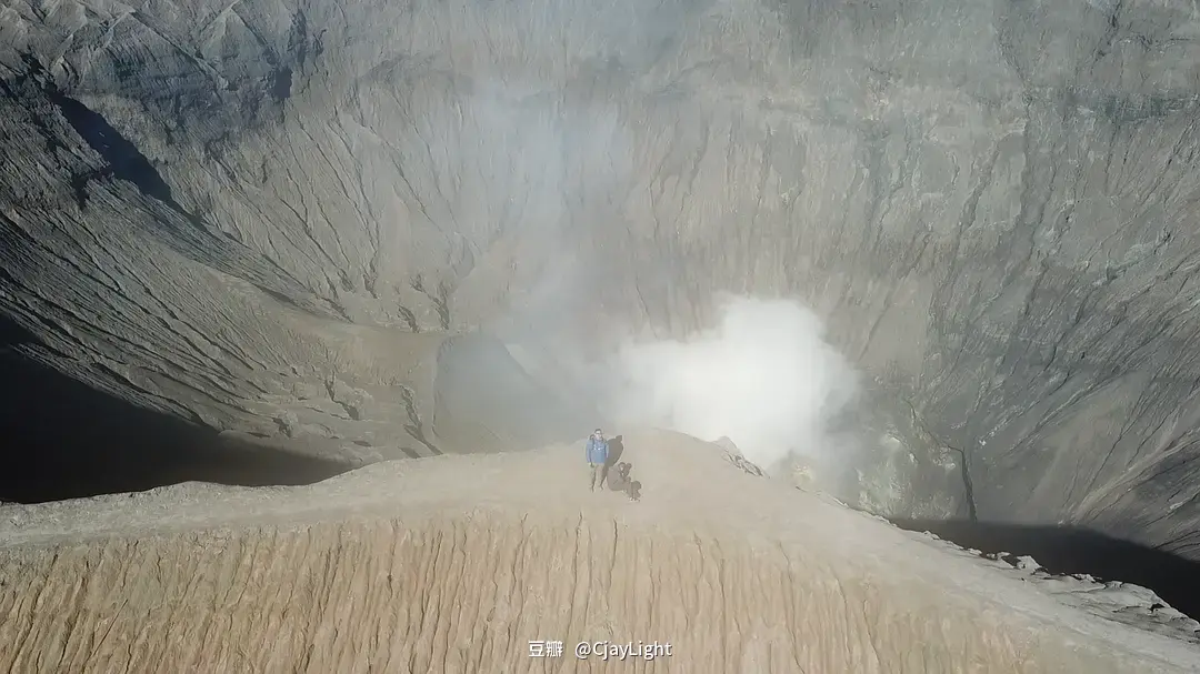 Bali-The ultimate experience of Indonesia’s active volcanoes, art and leisure in Bali
