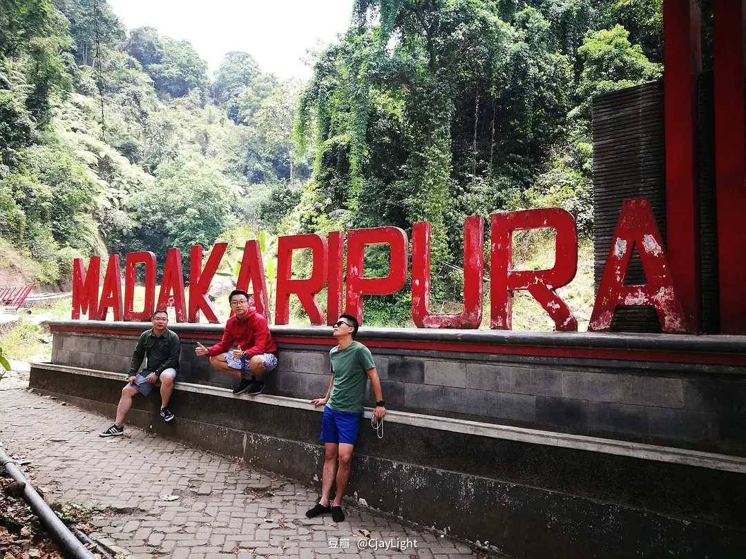 Bali-The ultimate experience of Indonesia’s active volcanoes, art and leisure in Bali