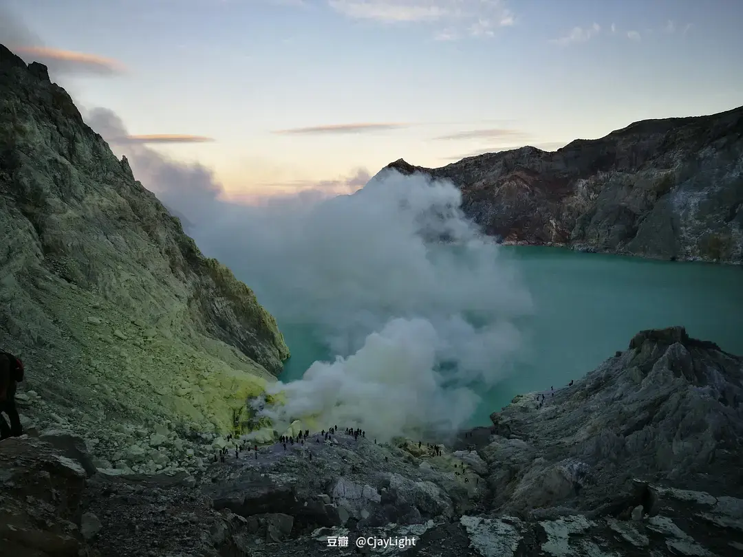 Bali-The ultimate experience of Indonesia’s active volcanoes, art and leisure in Bali