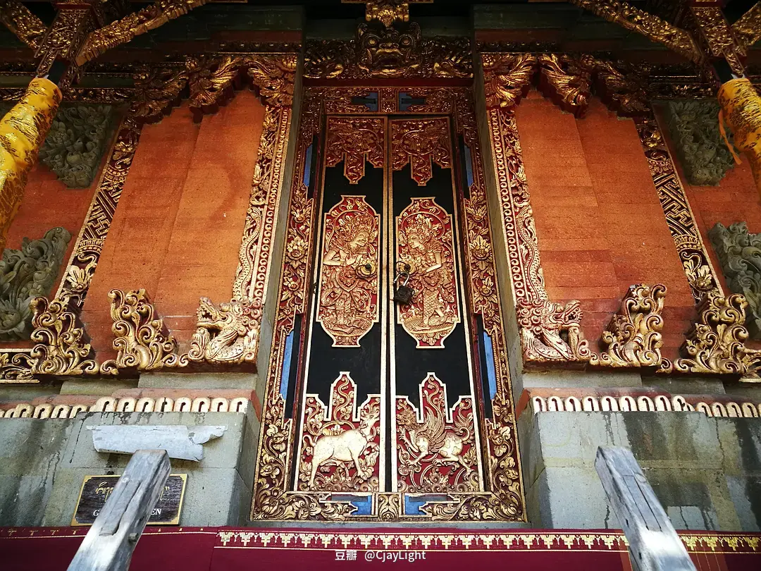 Bali-The ultimate experience of Indonesia’s active volcanoes, art and leisure in Bali