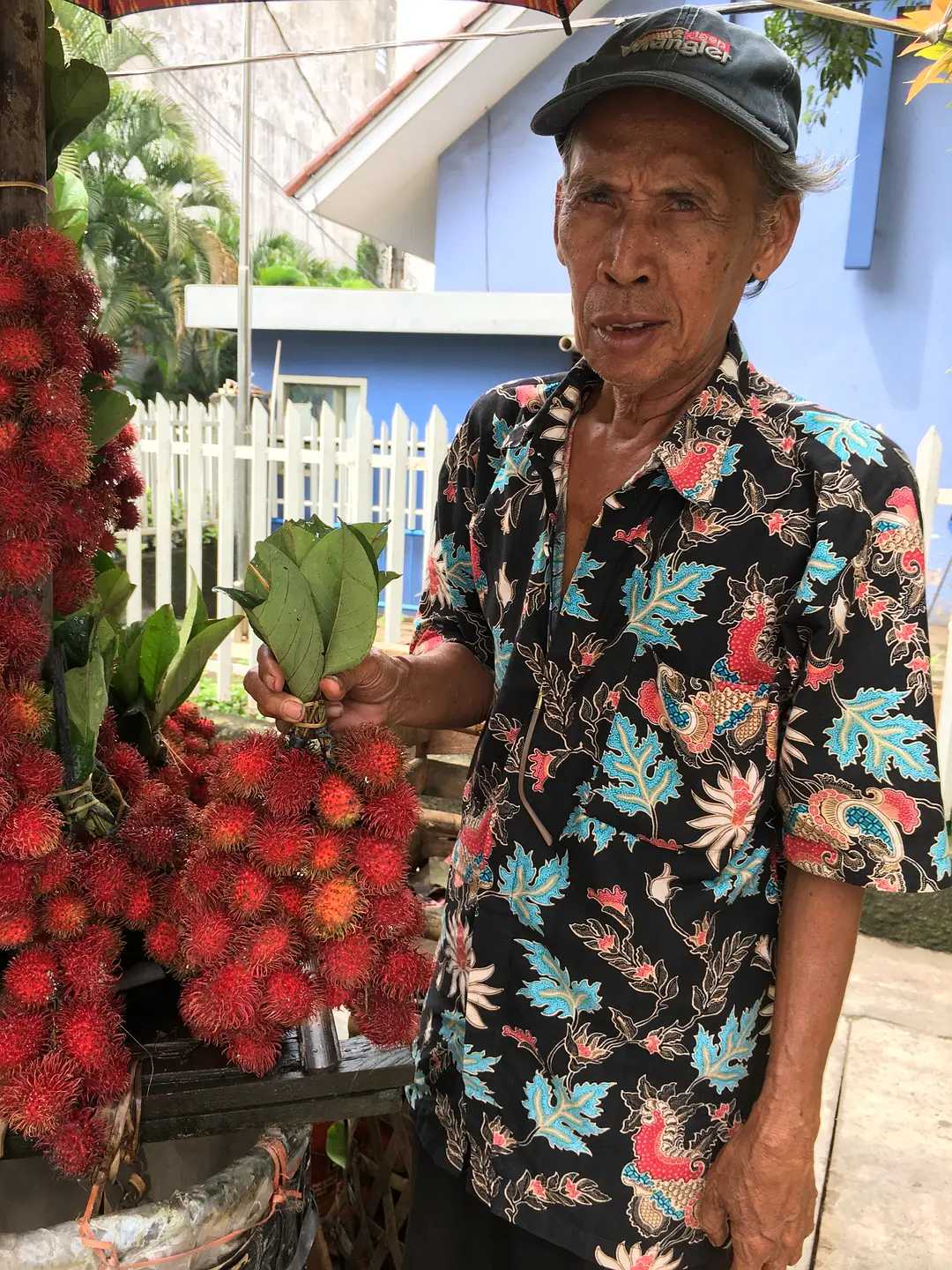 Jakarta-13 days of free travel in Indonesia to experience local halal food and rural life