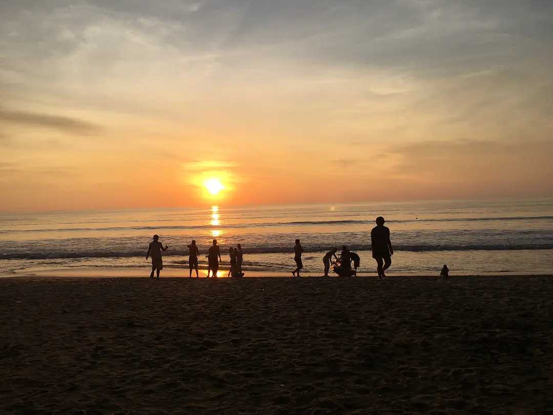 Jakarta-13 days of free travel in Indonesia to experience local halal food and rural life