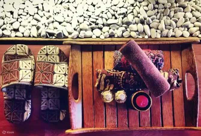 Jakarta-Woods Family Massage Experience in Jakarta, Indonesia (optional body/foot/facial package)