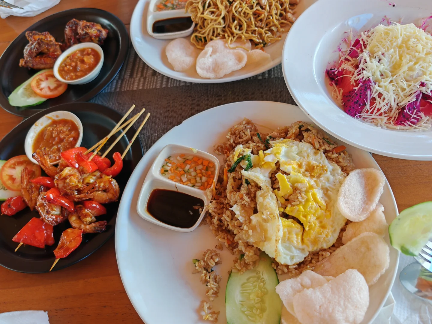Bali-Who said food in Bali tastes bad? I was the first to refuse! The price is affordable for slum girls