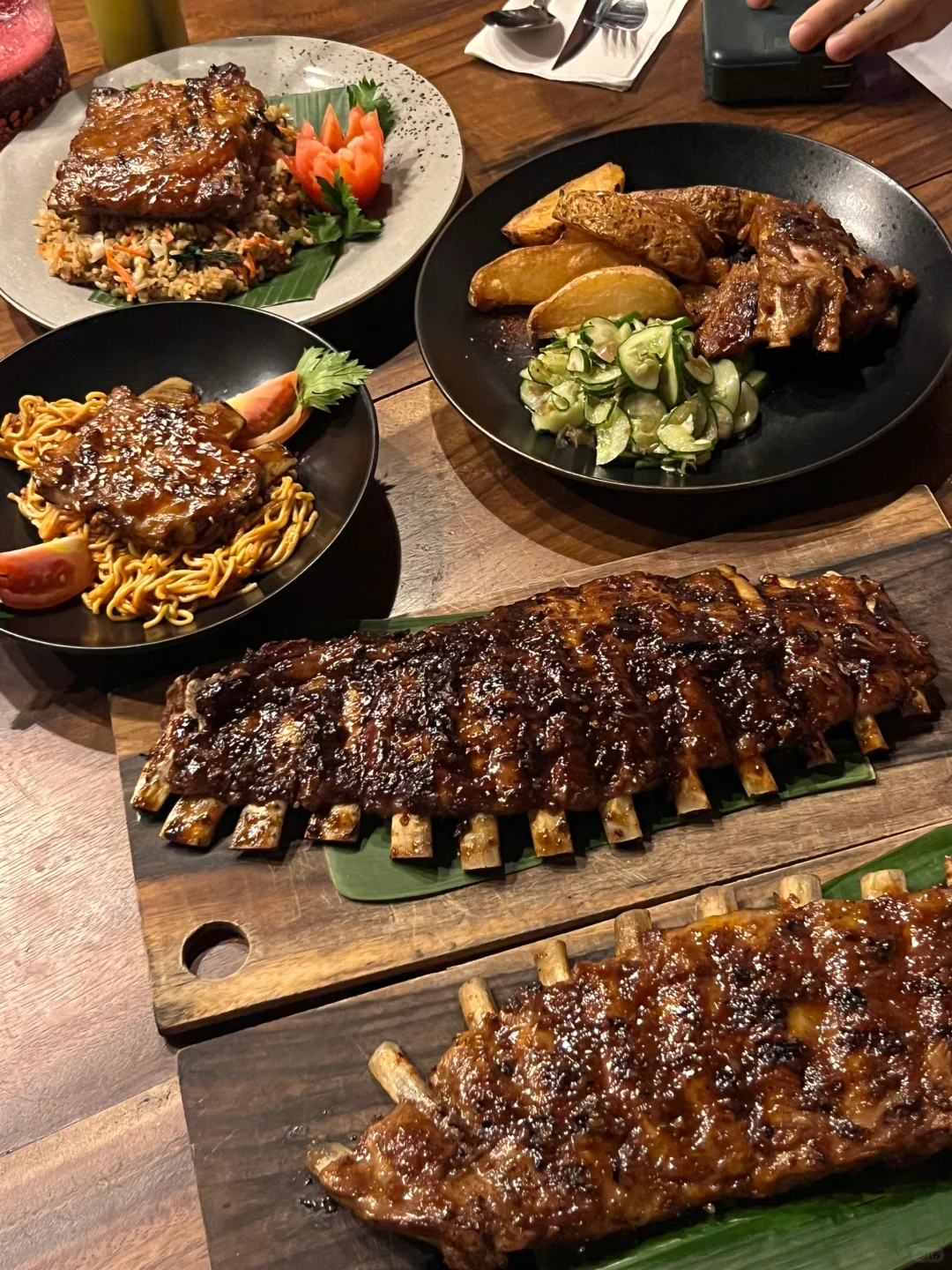 Bali-You must eat this pork chop when you go to Bali, and eat while watching the sunset
