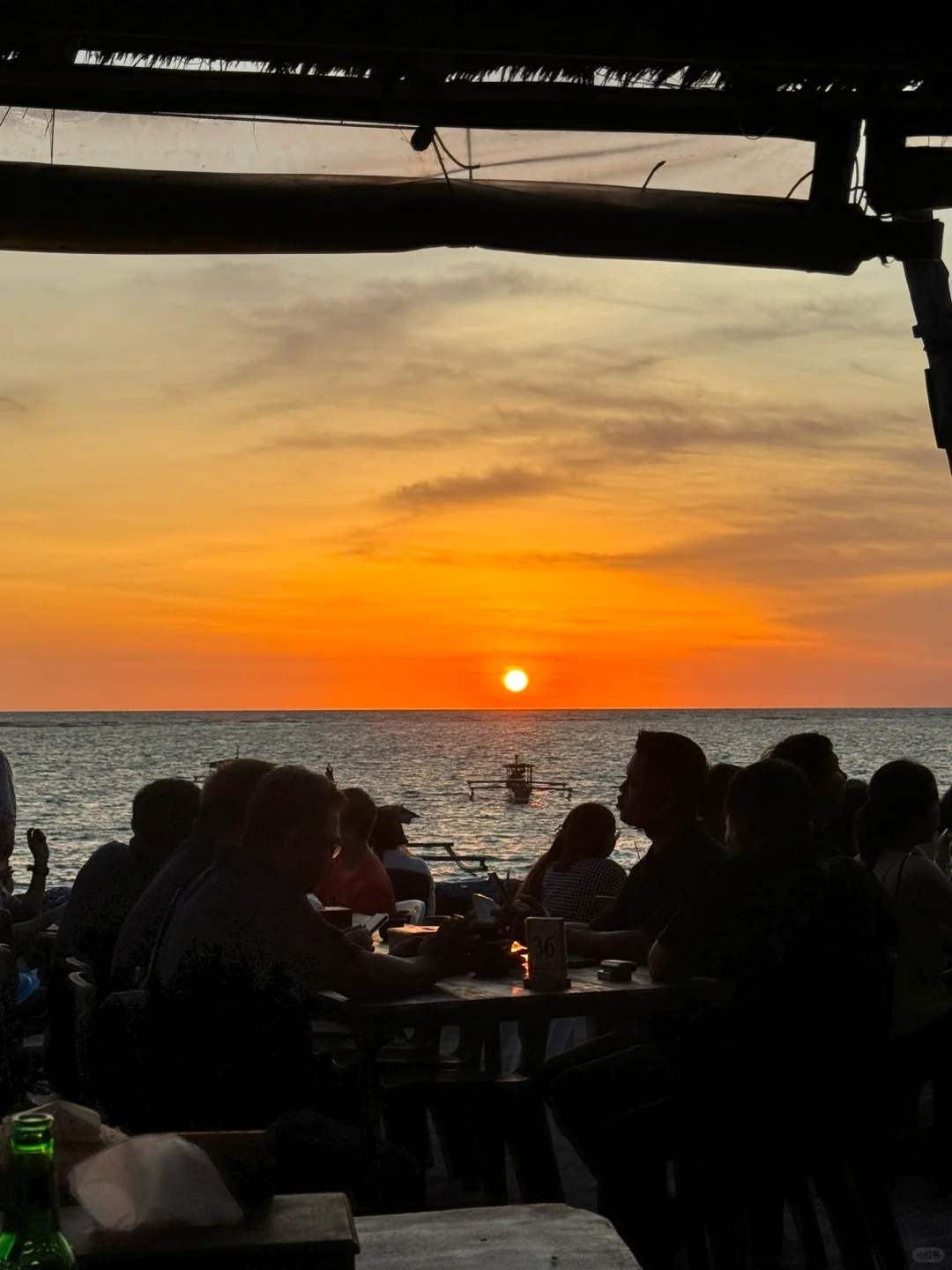 Bali-The best seafood food stall in Bali, located in Jimbaran Warung happy gen