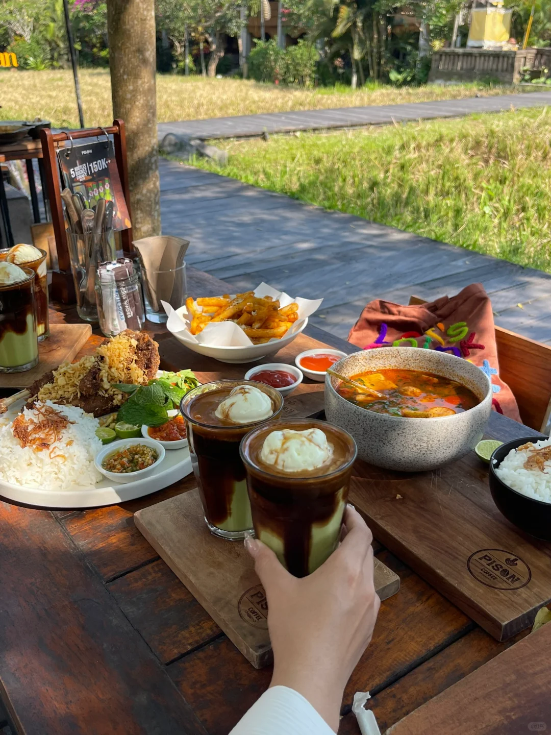 Bali-5 restaurants you must eat in Bali: Vietnamese pho, spring rolls, barbecue, cakes