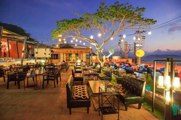 Pattaya-"Sex City" and "Paradise for Pleasure Seekers" Pattaya, how to have a climax in nightlife?