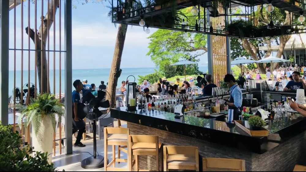 Pattaya-Why is Pattaya called a man’s paradise? How rich is its nightlife? Rent a wife to tell you