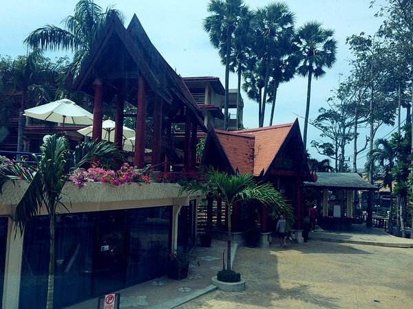 Phuket-Chanalai Flower Resort Phuket is a few minutes walk to Kata Beach