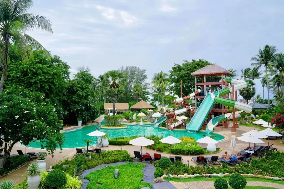 Phuket-Phuket hotel recommendations | Break out of the hustle and bustle of the city and run all the way to the end of the island