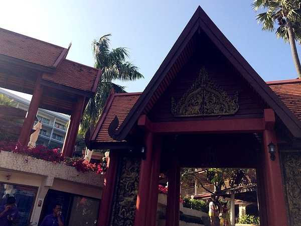 Phuket-Chanalai Flower Resort Phuket is a few minutes walk to Kata Beach