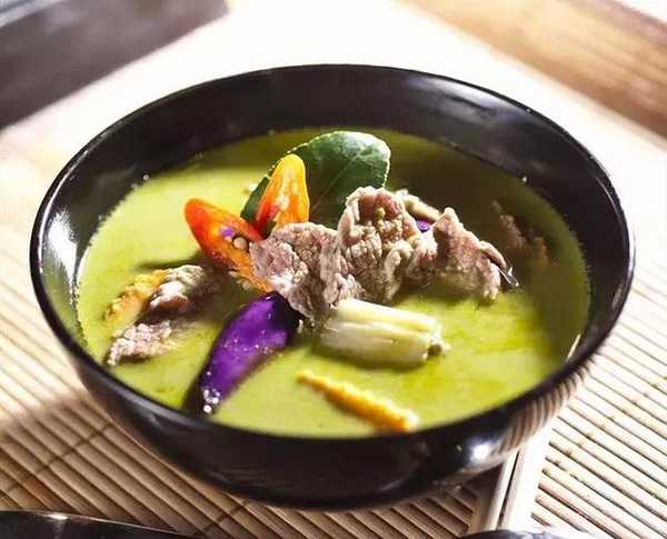 Phuket-Top 10 Must-Eat Foods in Phuket | A Practical Guide to Food Exploration in Phuket