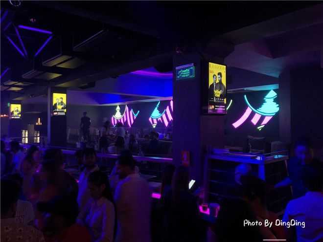 Phuket-Thailand’s No.1 bar Phuket Patong Night Market, the real man is the one who can play till the end, can you?