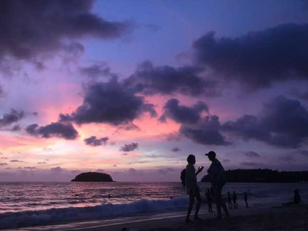 Bangkok-Recommended nightclubs in Phuket to indulge your body and soul together