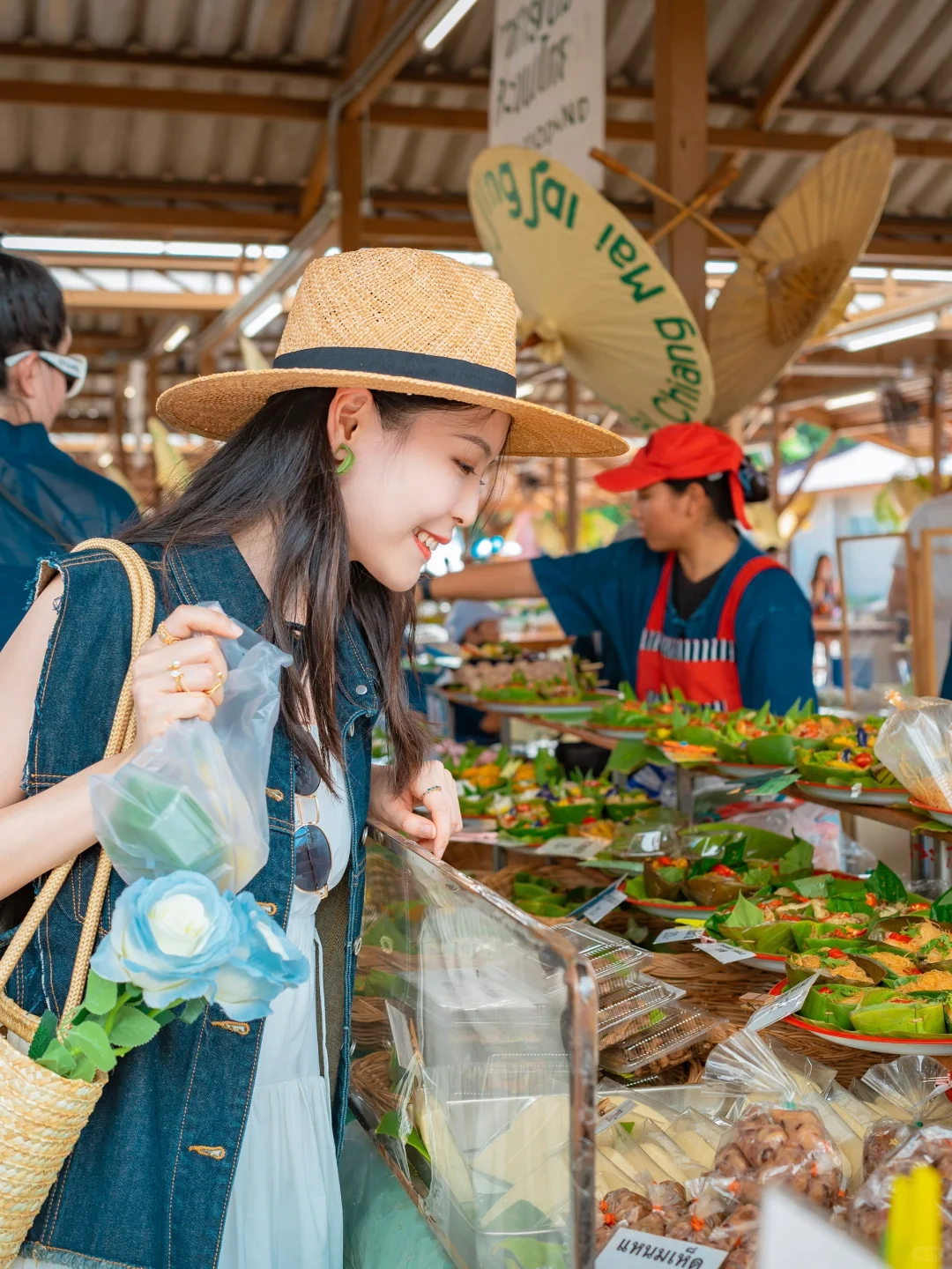 Chiang Mai-Nimman Road, Chiang Mai University, Waroro Market, Chiang Mai Old Town, Straw Street, Night Market
