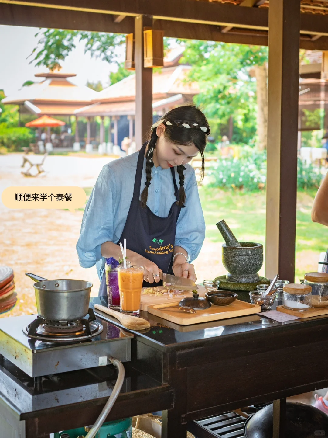 Chiang Mai-Nimman Road, Chiang Mai University, Waroro Market, Chiang Mai Old Town, Straw Street, Night Market