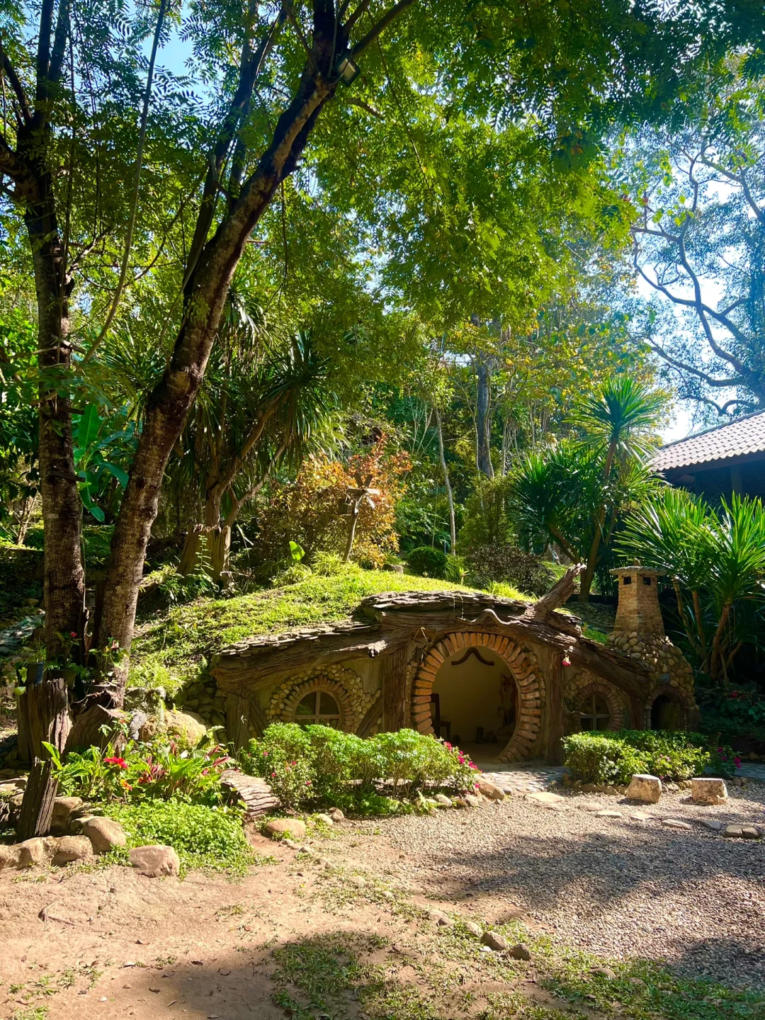 Chiang Mai-Cave, waterfall, little house, hot spring | Chiang Mai Recommend 4 niche travel experiences
