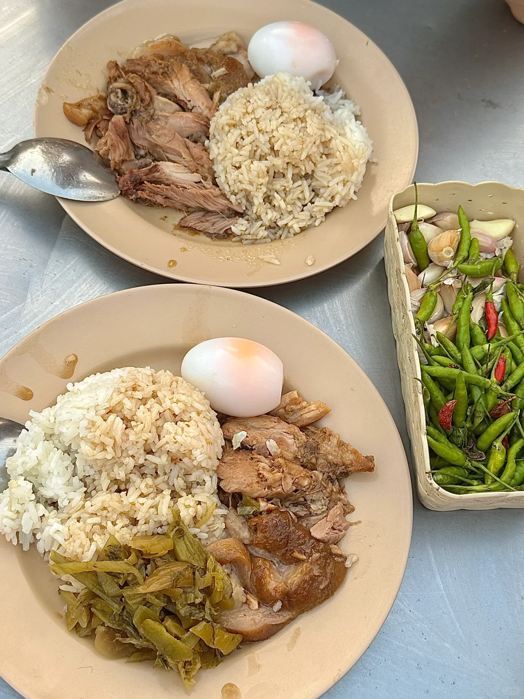 Chiang Mai-Must-visits in Chiang Mai: Pool breakfast at BED Hotel, Nimman No. 1, No. 39 Coffee, Northern Thai Hotpot