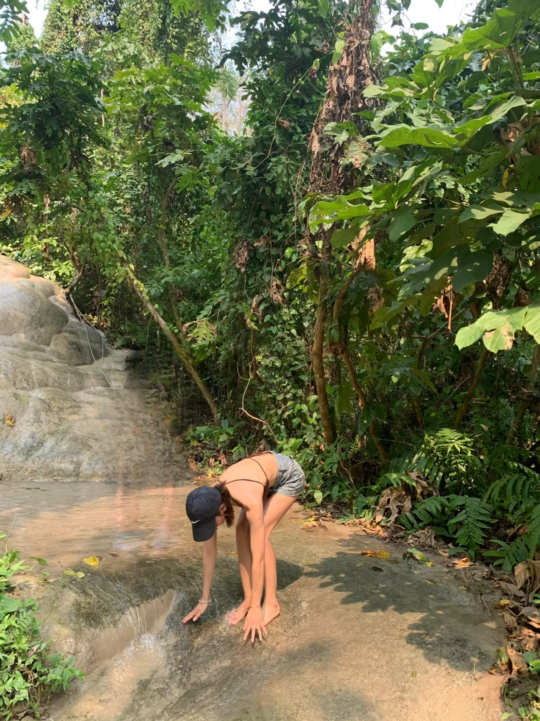Chiang Mai-Sticky Waterfall: A free and fun place to visit in Chiang Mai