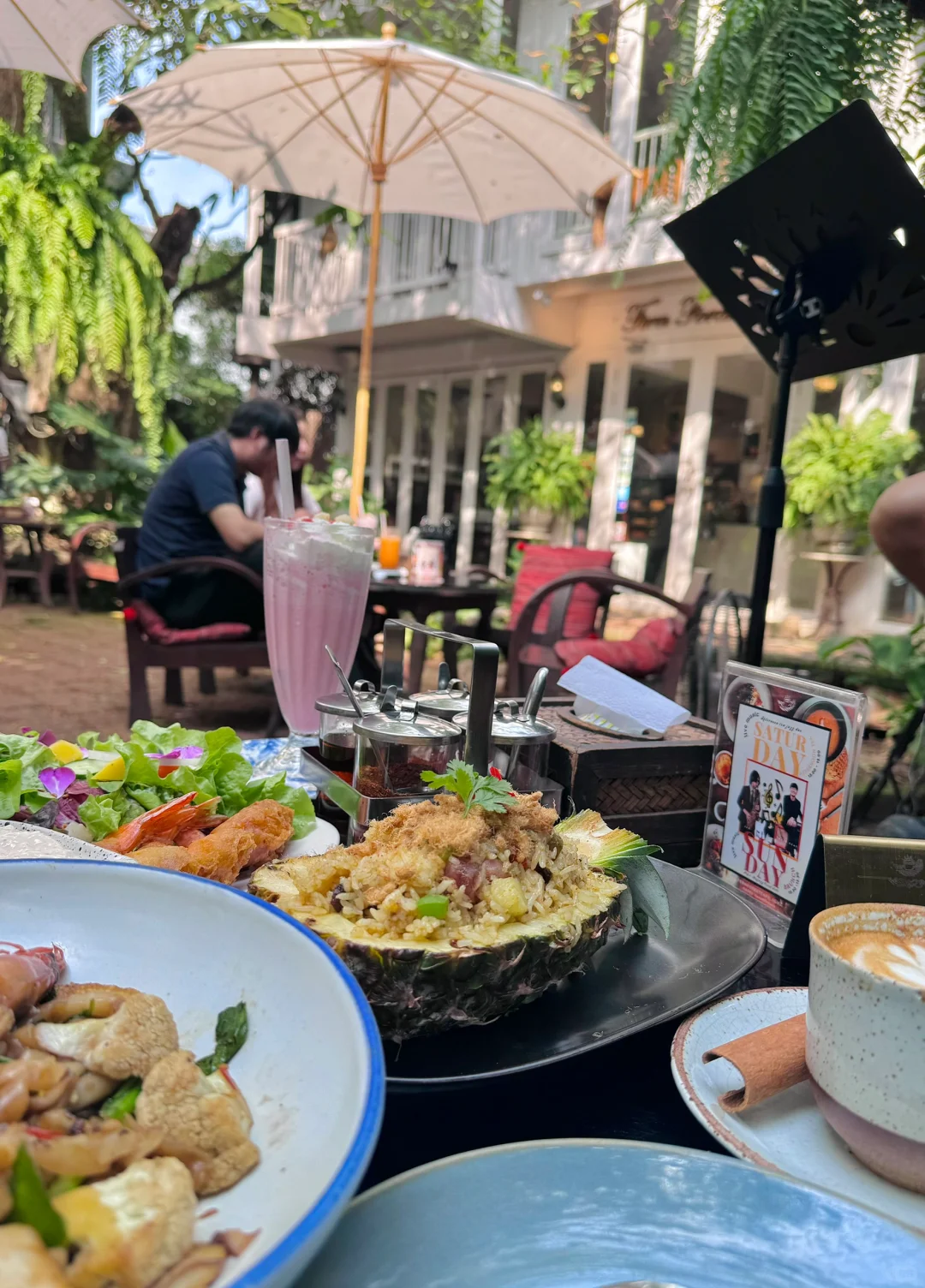 Chiang Mai-Elefin Farm & Cafe，Coconut Market，Fern Forest Cafe，Fahtara coffee，Taupe door