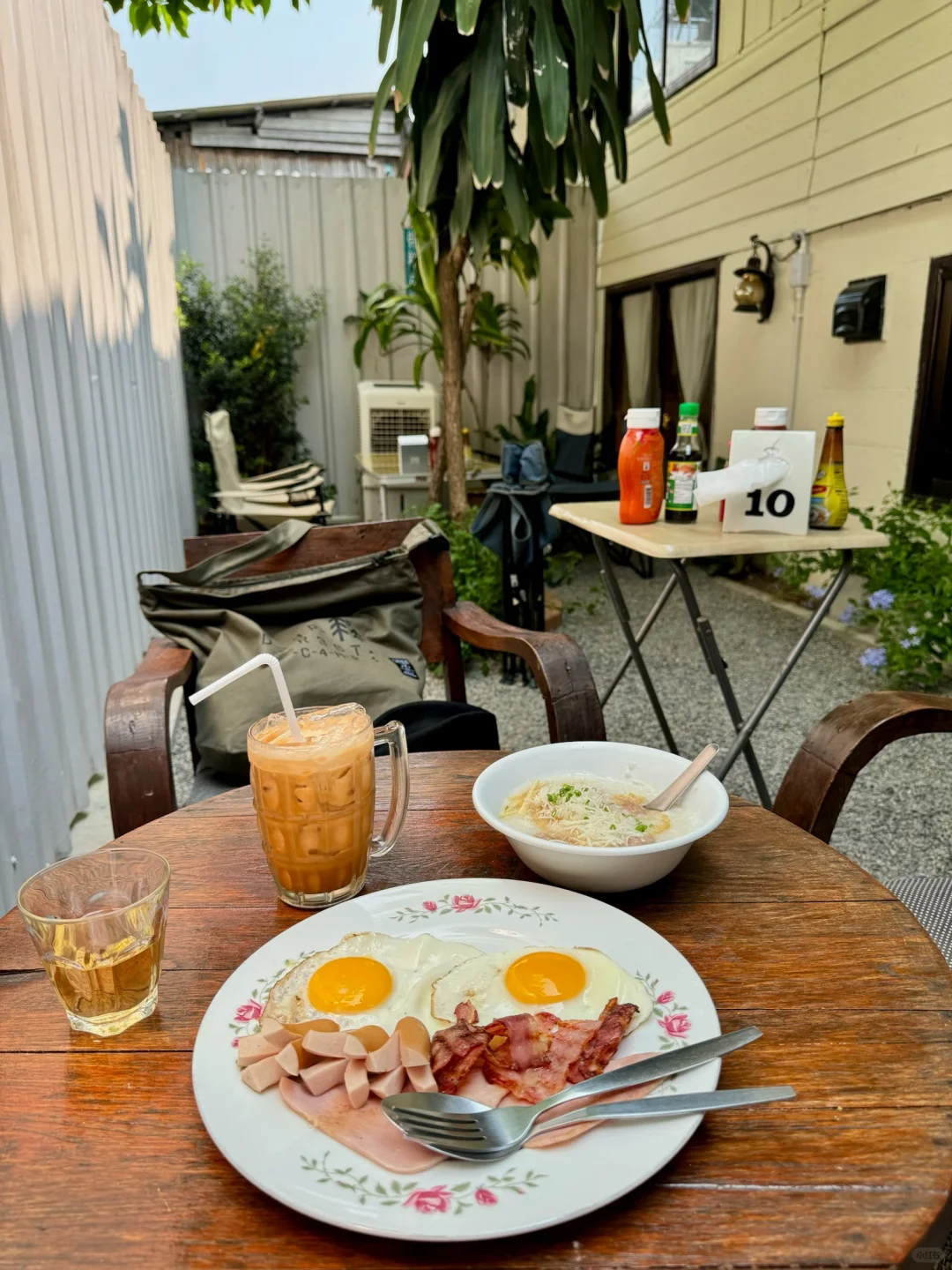 Chiang Mai-Delicious and cheap GingerFarmKitchen, SanaeThaiCuisine·OldTown, Yuu Dai Premium Buffet, TaiToonBaan