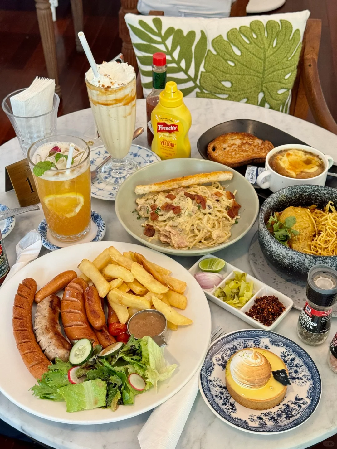 Chiang Mai-Delicious and cheap GingerFarmKitchen, SanaeThaiCuisine·OldTown, Yuu Dai Premium Buffet, TaiToonBaan