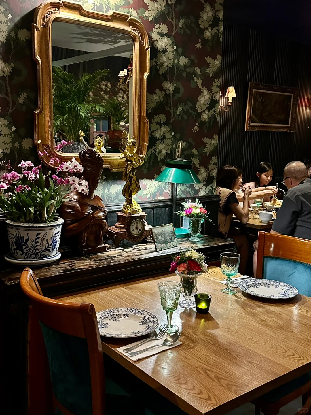 Chiang Mai-7 must-try restaurants in Chiang Mai: Sanae thai cuisine, Blue noodle, Kao Soy Nimman, Punn Toh, The house by ginger, Khao Soi Mae Sai, 1’s kitchen journey