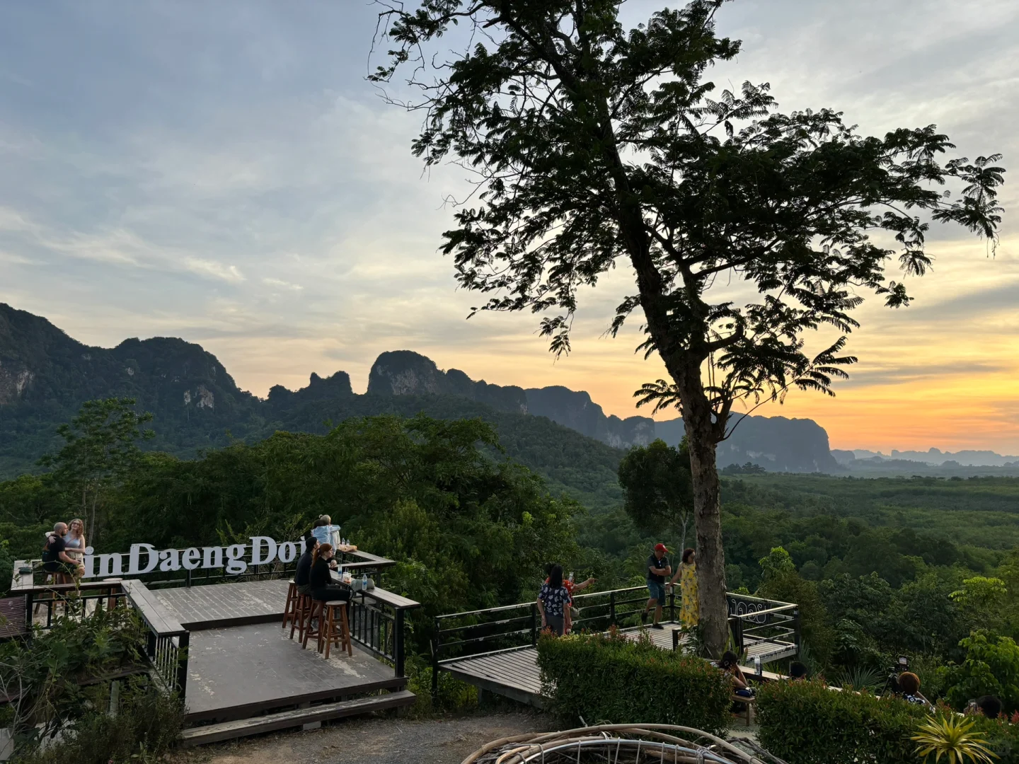 Krabi-Watch the sunrise over the mountains at Anana Ecological Resort in Krabi?