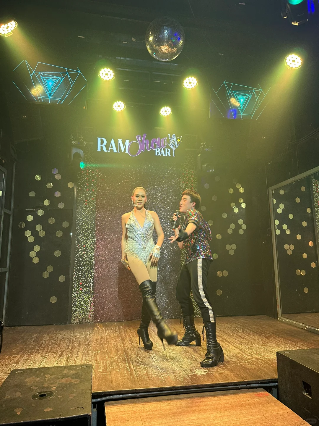 Chiang Mai-6ixcret and Ram Bar Club, 2 of the best transvestite bars in Chiang Mai