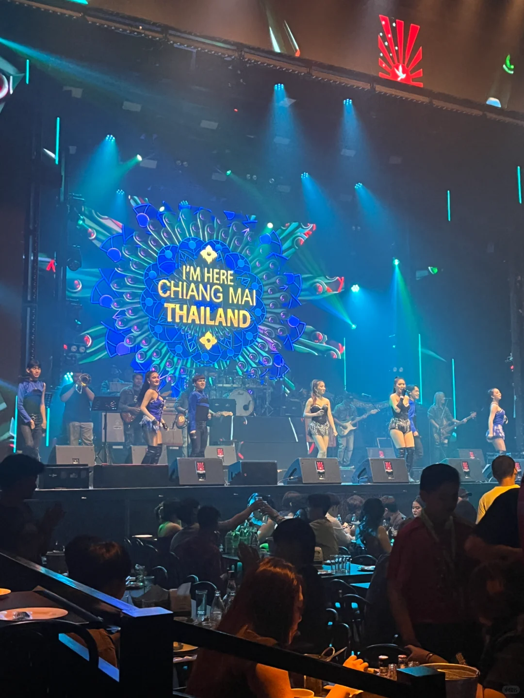 Chiang Mai-Tawandang Mahason Bar Club on Ningman Road, performing arts bar, dancers are very professional