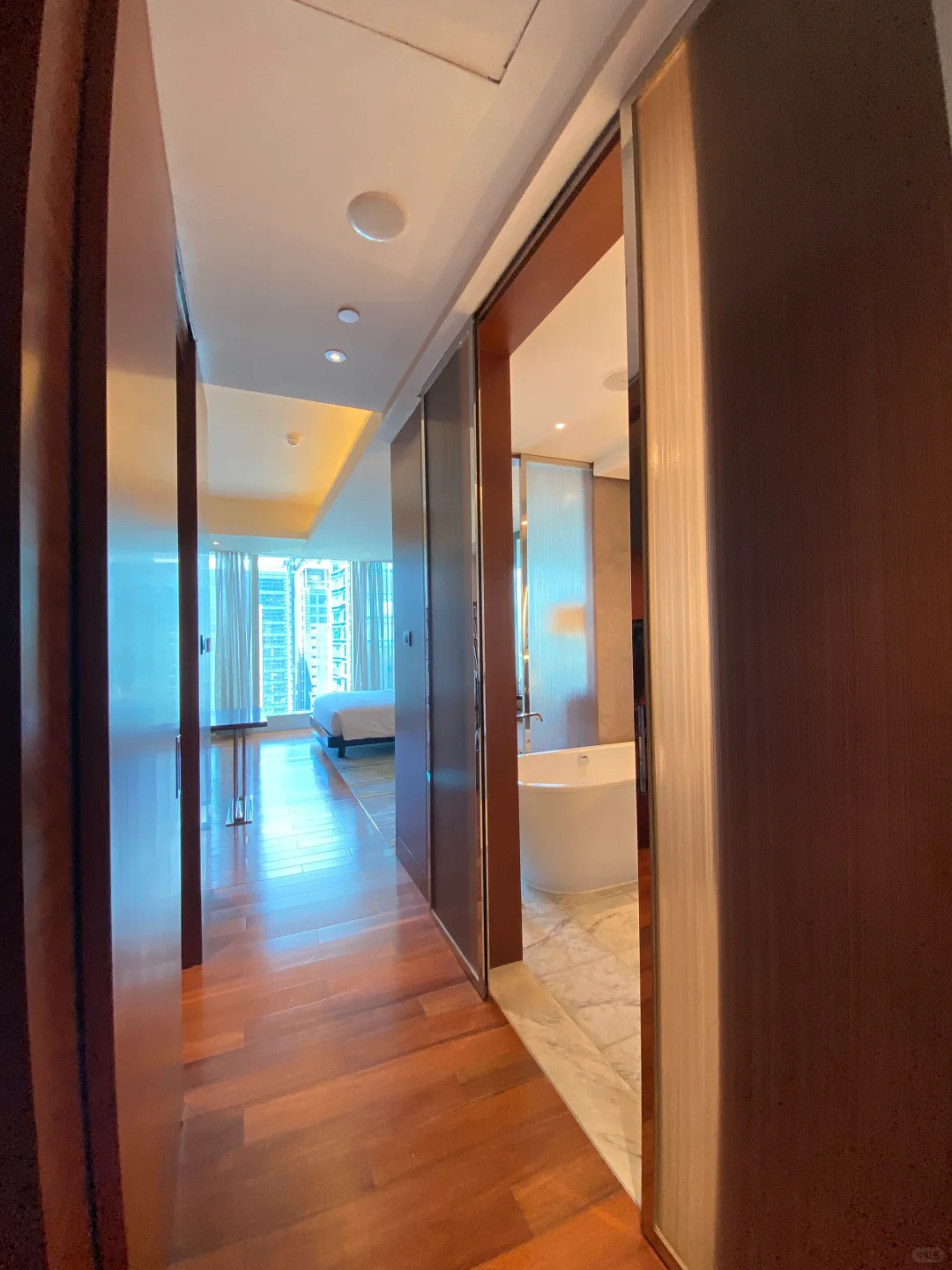 Manila/Luzon-Grand Hyatt Hotel at BGC, The room is relatively large and very comfortable