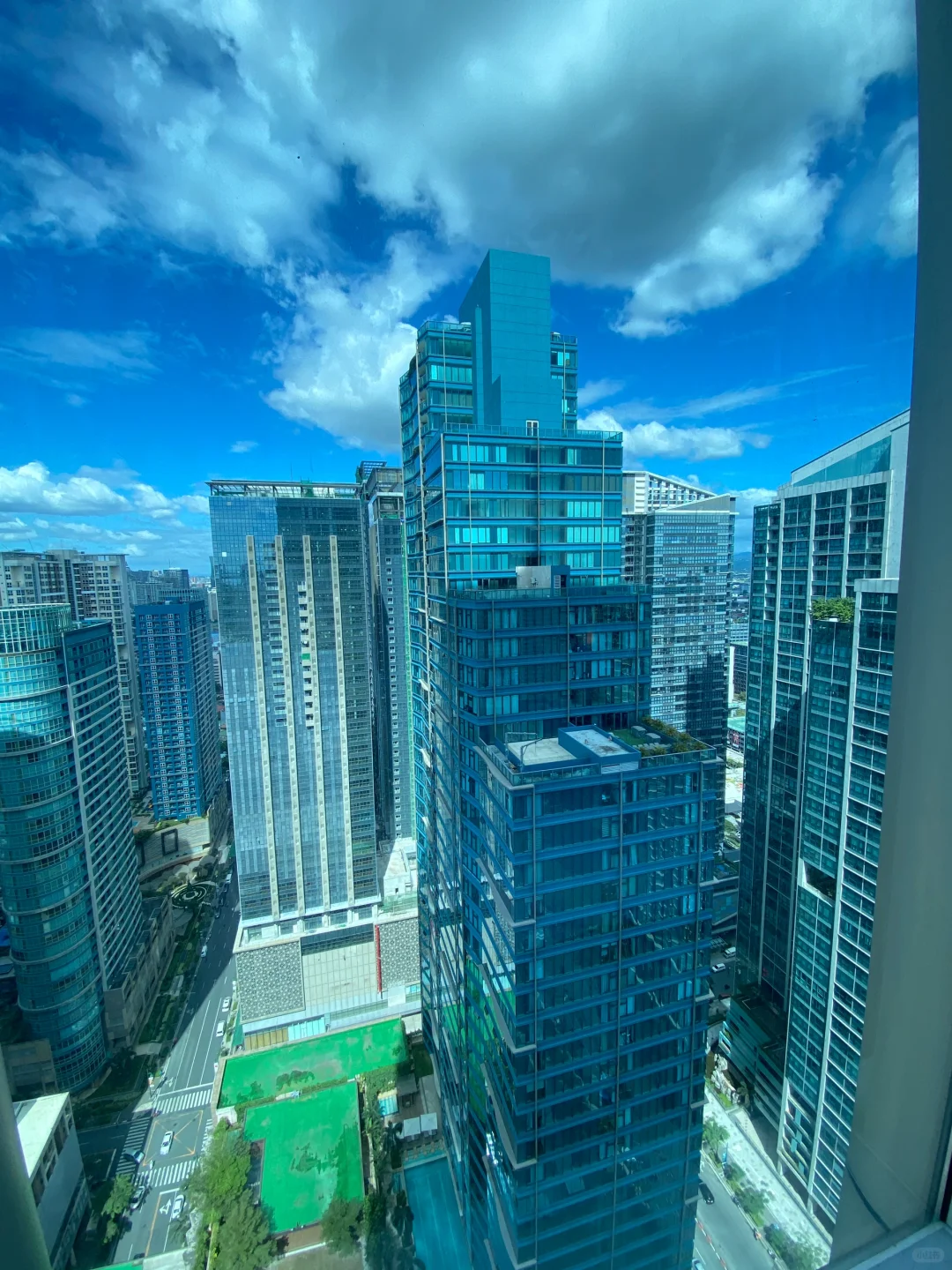 Manila/Luzon-Grand Hyatt Hotel at BGC, The room is relatively large and very comfortable