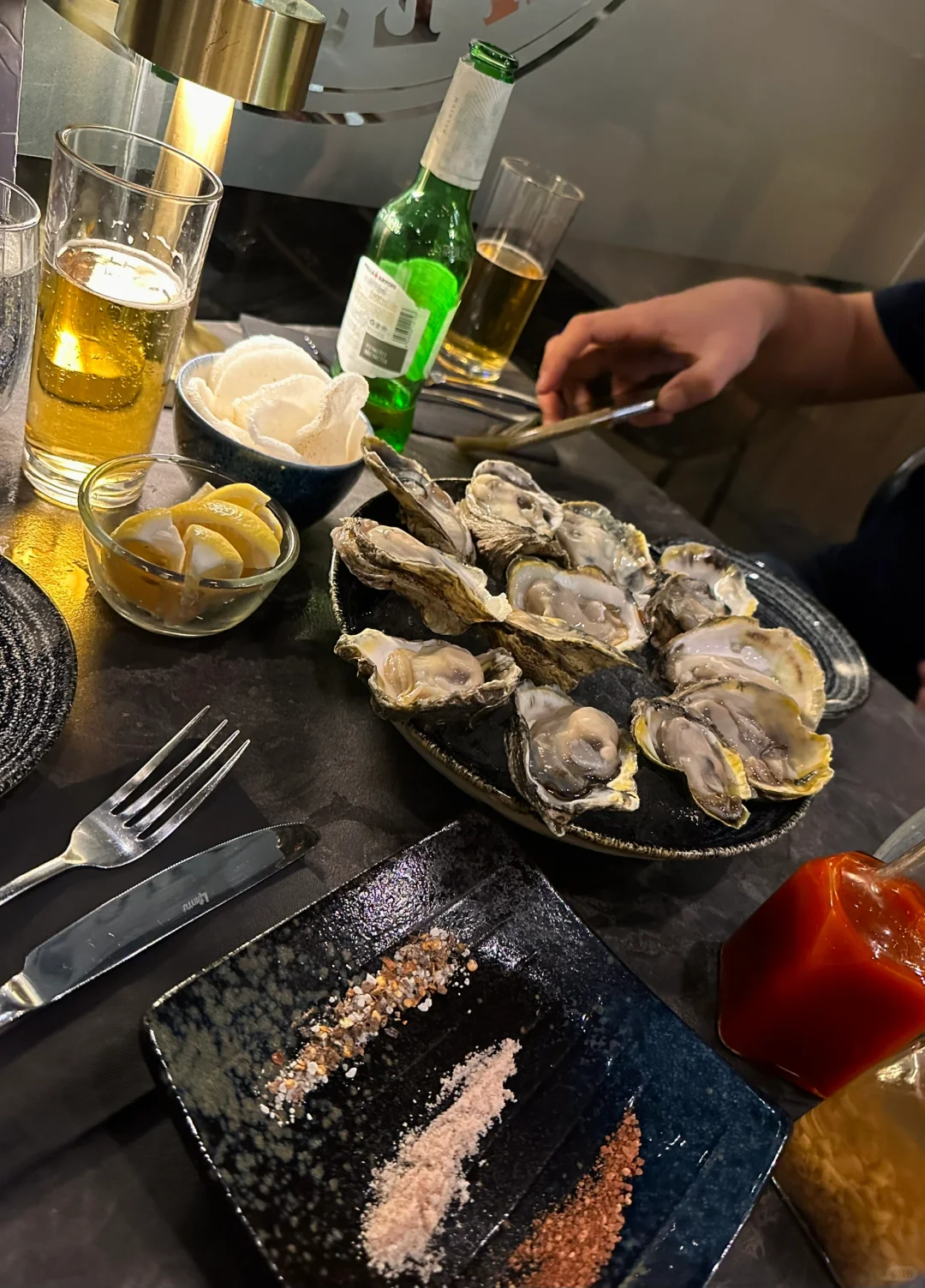 Manila/Luzon-High CP Oyster Bar✨Who said you can only treat yourself on weekends Happy Hour buy one get one free
