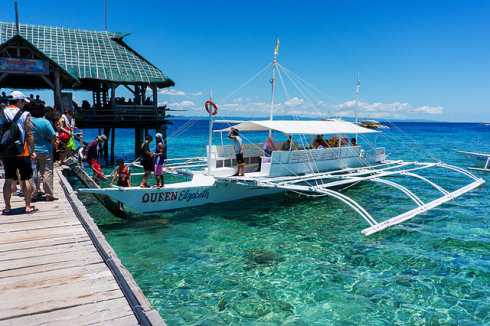Cebu-Guide to traveling to Boracay Island with Cebu Airlines. Boracay Island is stunningly beautiful.
