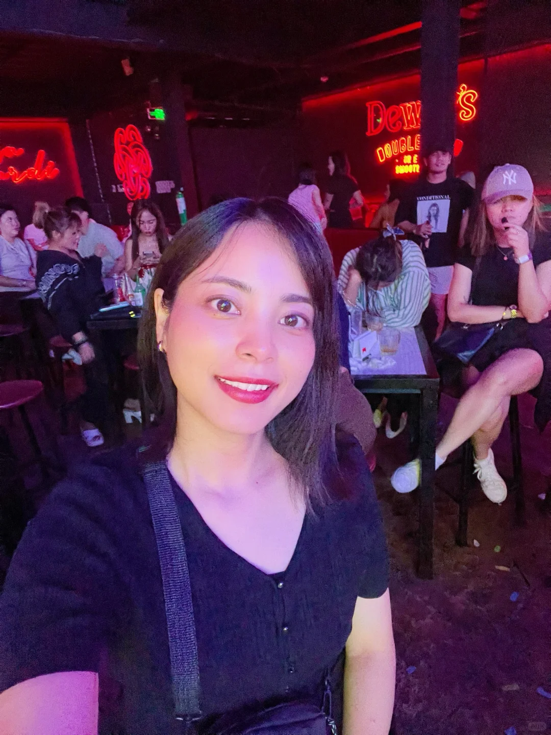 Cebu-ICON CEBU bar experience, drink and dance at the same time
