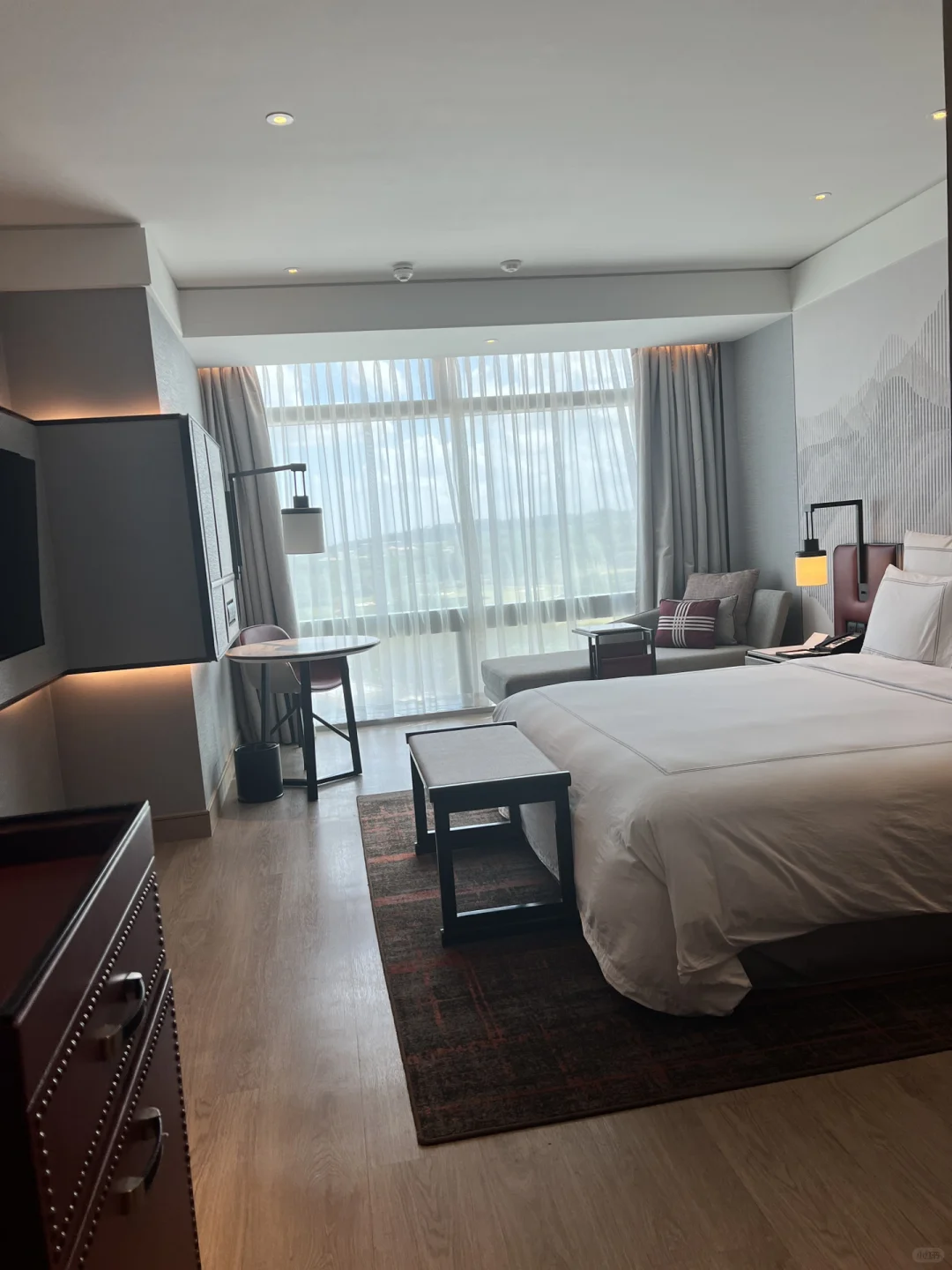 Clark/Angel City-Accor card Swissôtel Clark Philippines Hotel in Angeles City, heated infinity pool