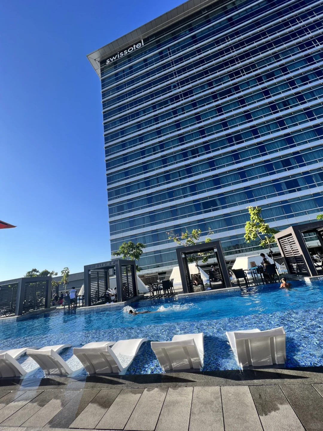 Clark/Angel City-Accor card Swissôtel Clark Philippines Hotel in Angeles City, heated infinity pool