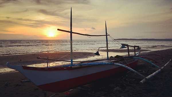 Manila/Luzon-Philippines Luzon Island City Track Travel Guide Follow the footsteps of volcanoes