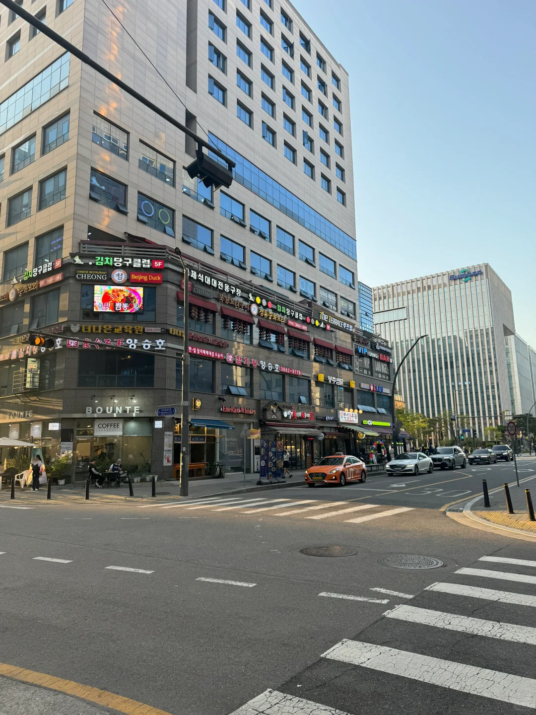 Seoul-THE FIRST STAY Hotel in Seoul Recommends Extra Large Room for USD 30 per Person