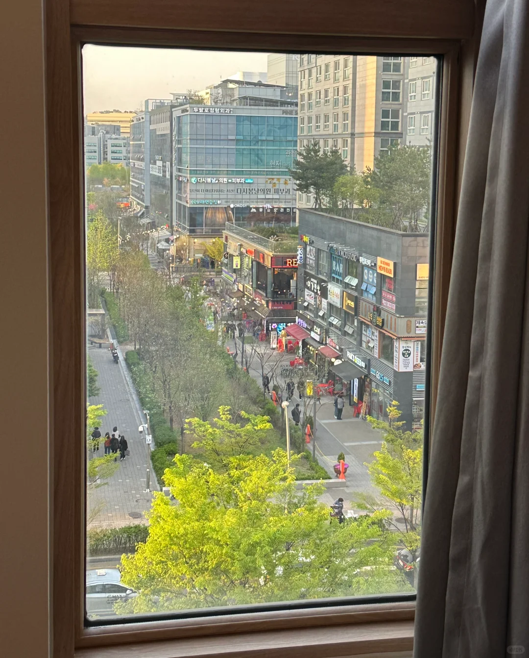 Seoul-THE FIRST STAY Hotel in Seoul Recommends Extra Large Room for USD 30 per Person