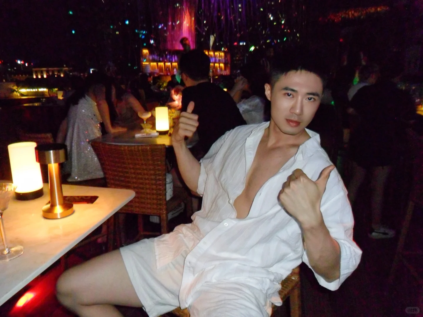 Ho Chi Minh-Rooftop Jellyfish Bar HAN SKY GARDEN - DINING & BAR Share recommendations